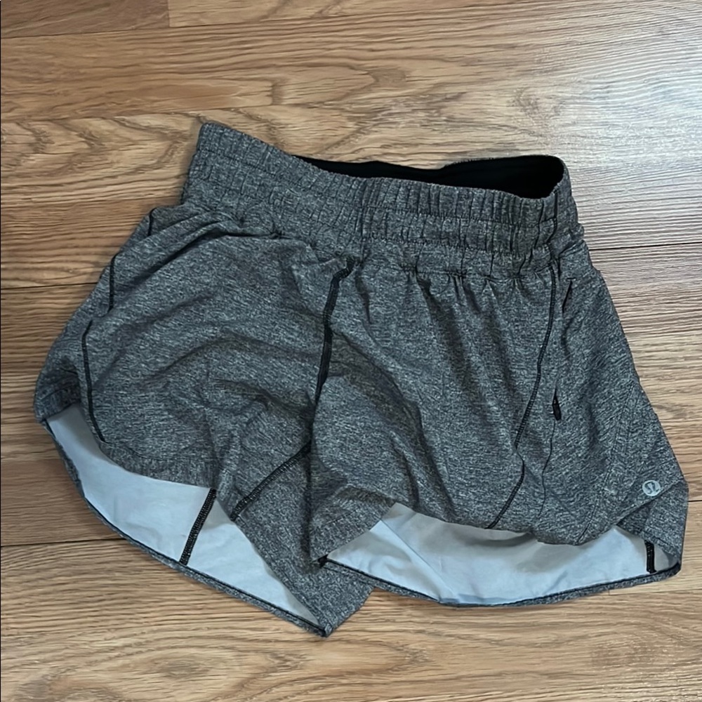 lululemon athletica Women's track that Gray Shorts
